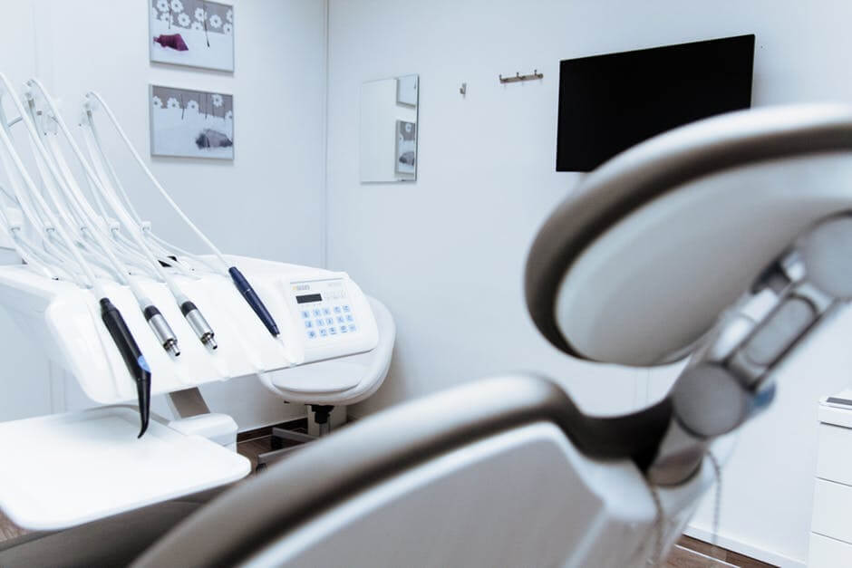 5 Signs You Have a Dental Emergency and Need Help Right Away